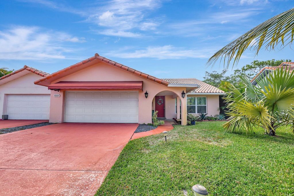 Photo of 4002 SE Fairway W, Stuart, FL 34997 (MLS # R11118989)