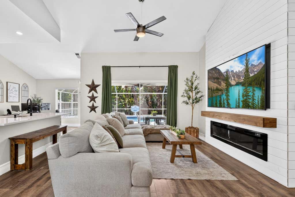 Photo of 3273 SE W Snow Road, Port Saint Lucie, FL 34984 (MLS # B26058875)