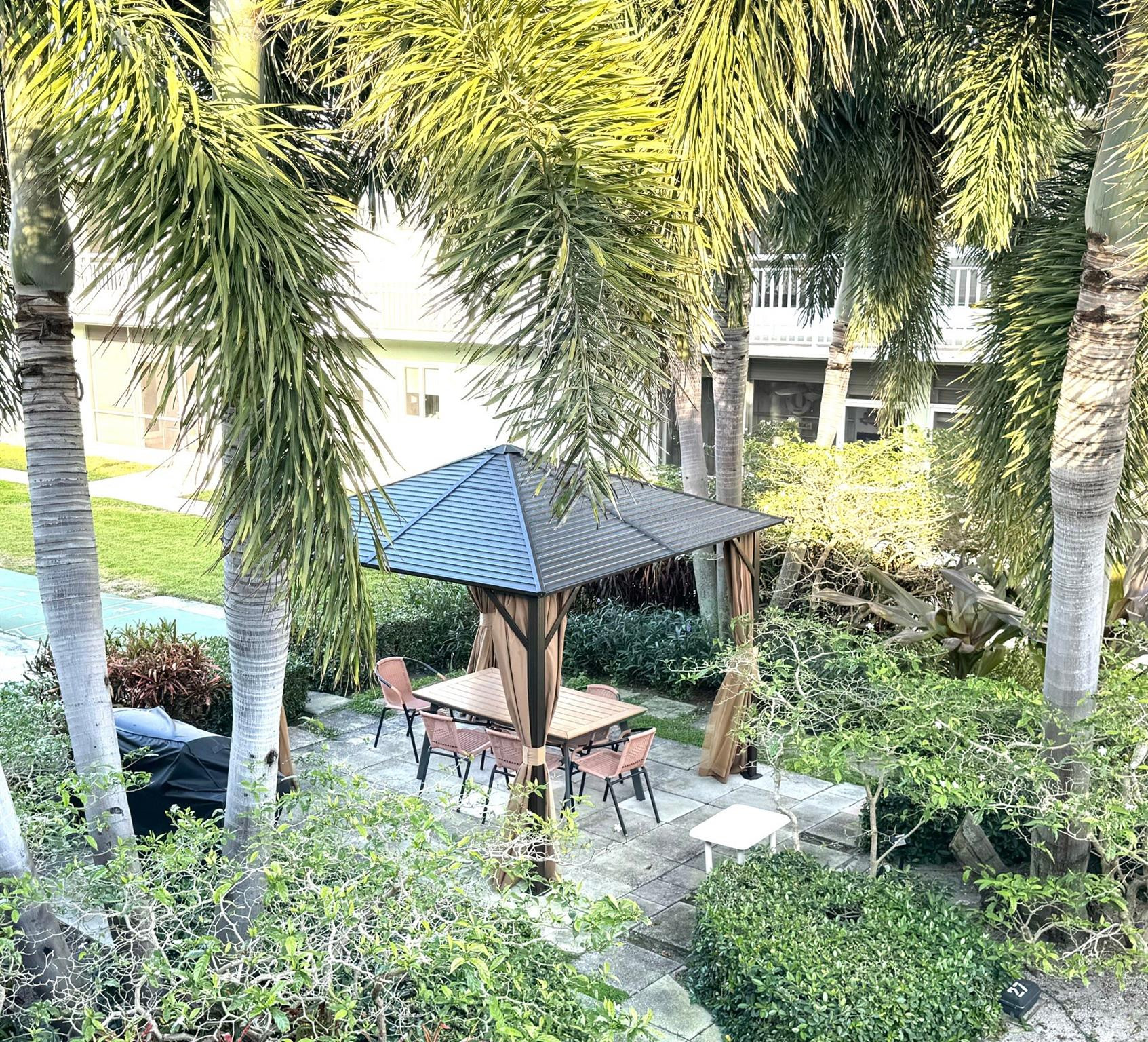 TARELTON MANOR - Residential