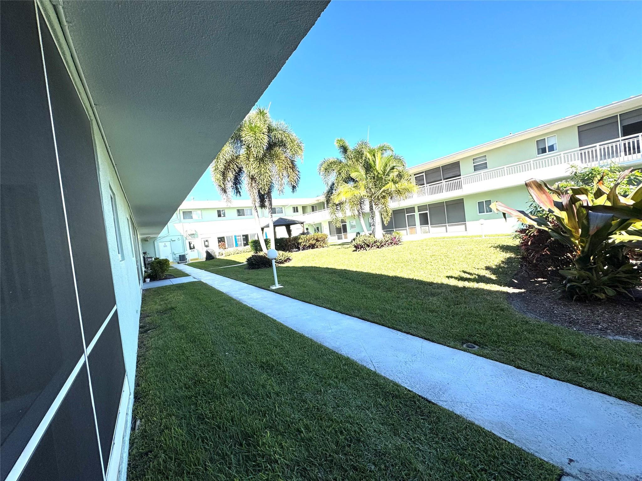 TARELTON MANOR - Residential