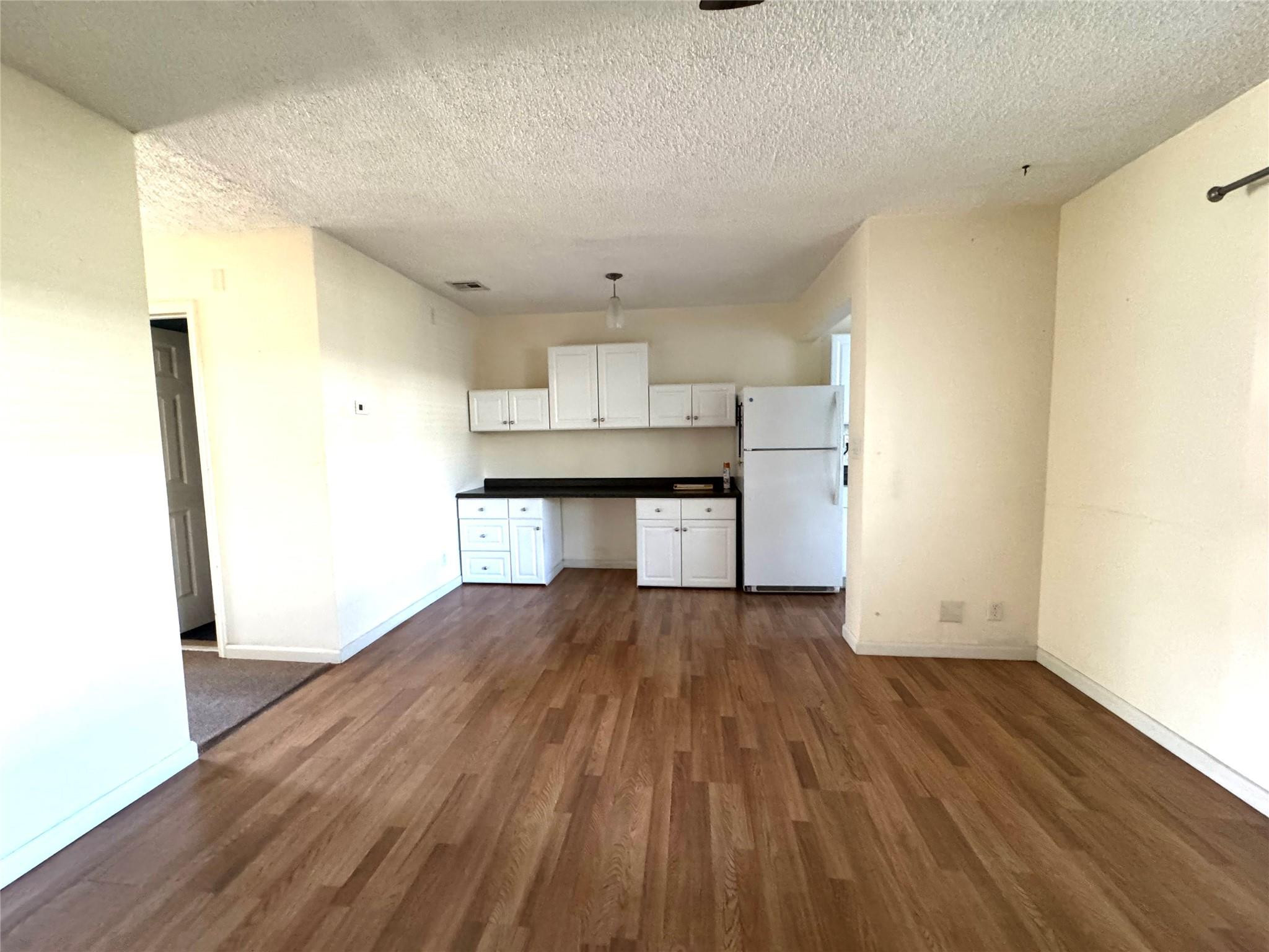 TARELTON MANOR - Residential