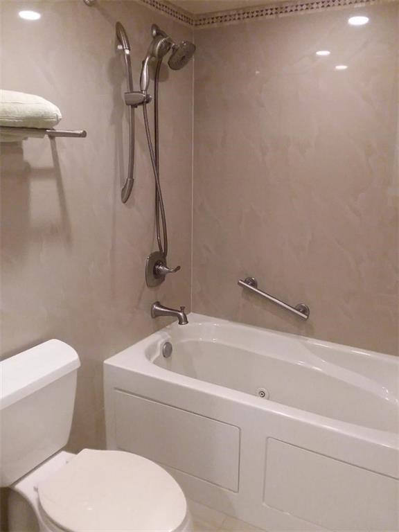 Palm Aire CC 5 - Residential