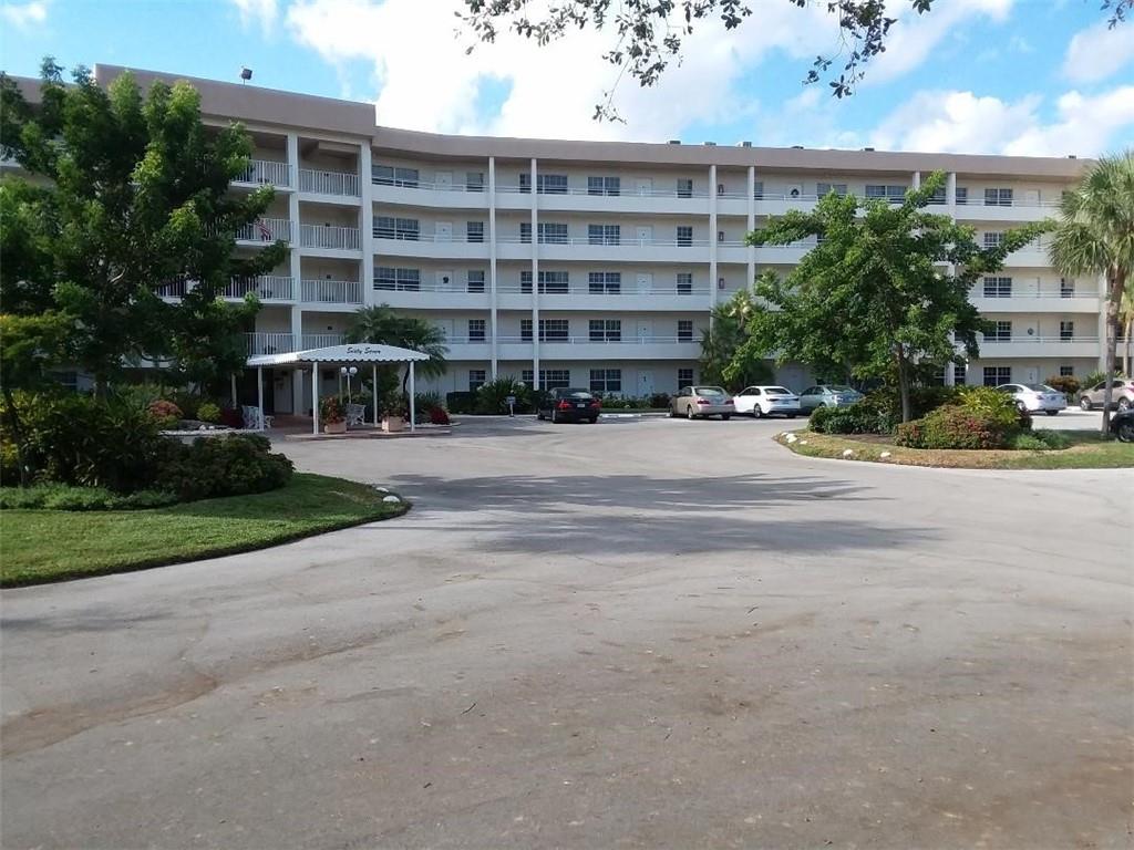 Palm Aire CC 5 - Residential