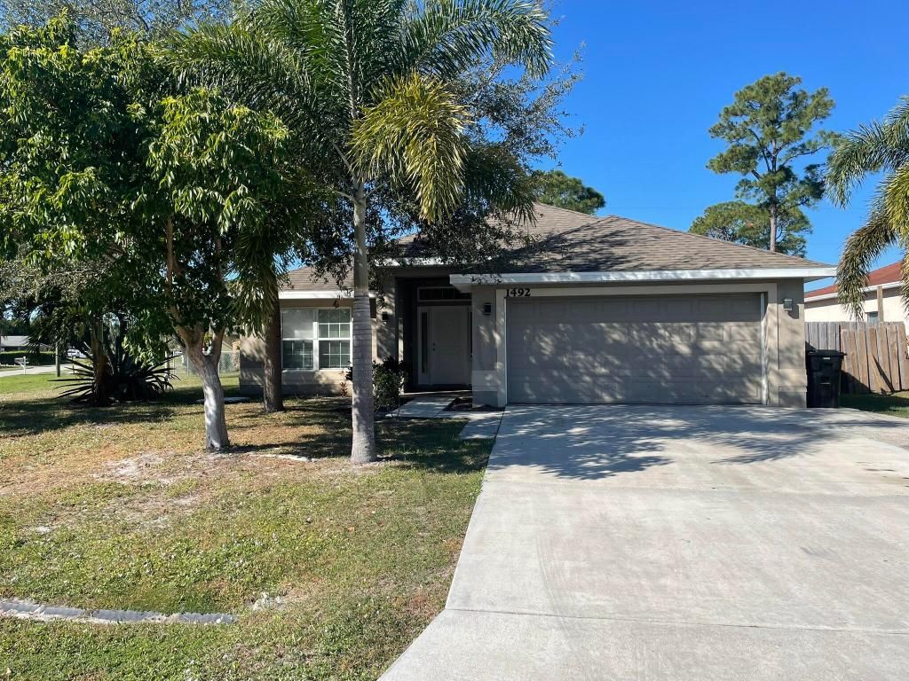 Photo of 1492 SE Morrow Street, Port Saint Lucie, FL 34983 (MLS # R11132225)