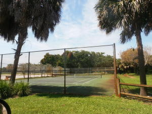 WINDSOR WALK CONDO - Residential Lease