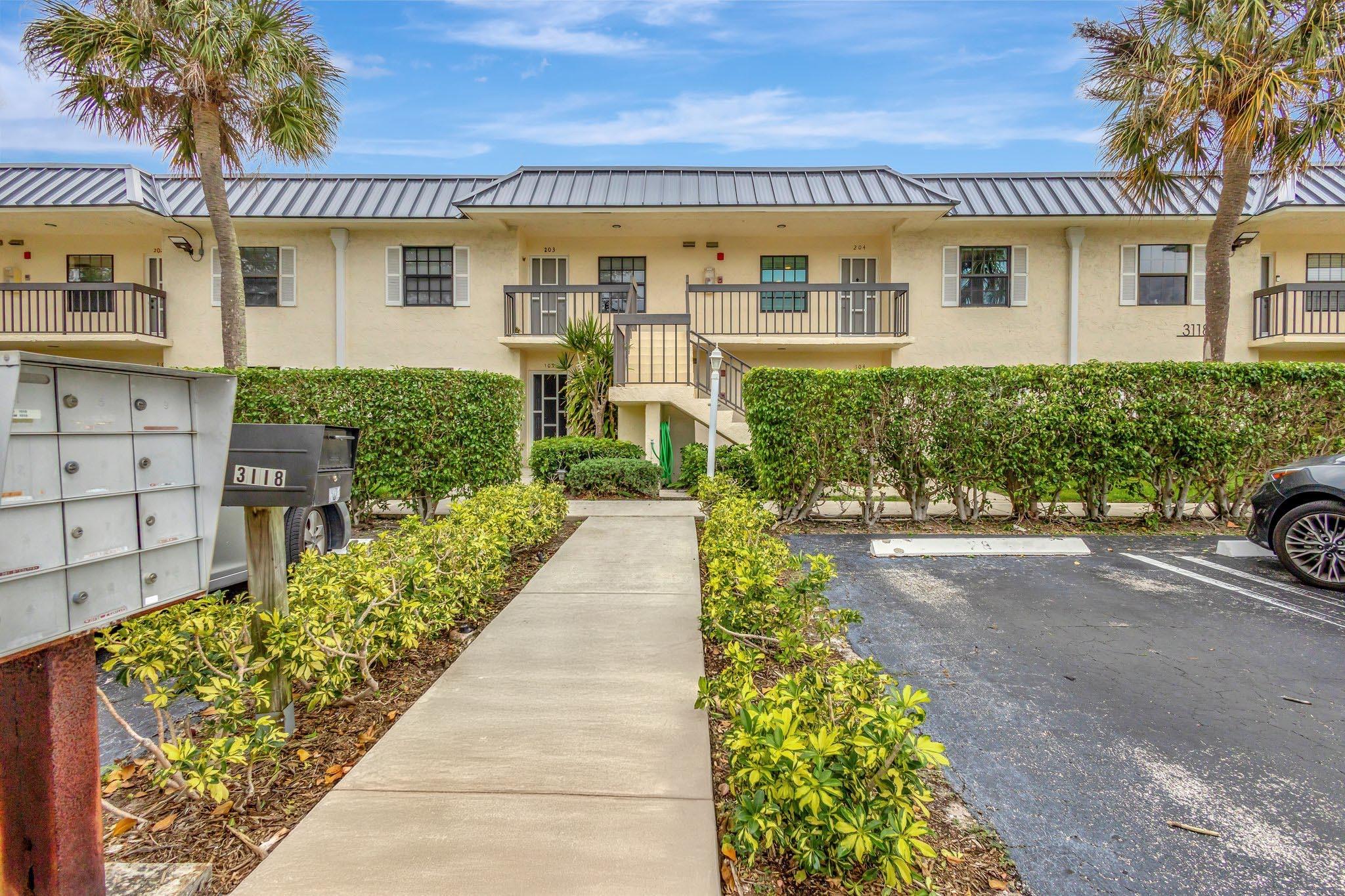 3118 Florida Boulevard 204-B