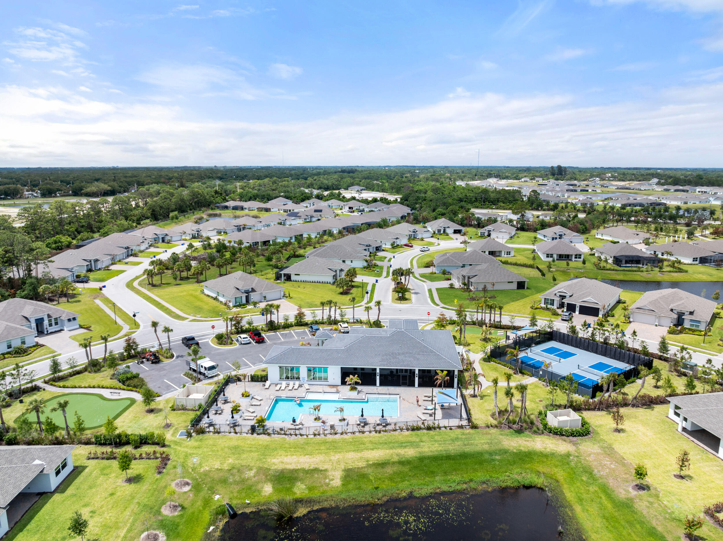 HIGH POINTE WEST RESIDENTIAL SUBDIVISION - Residential