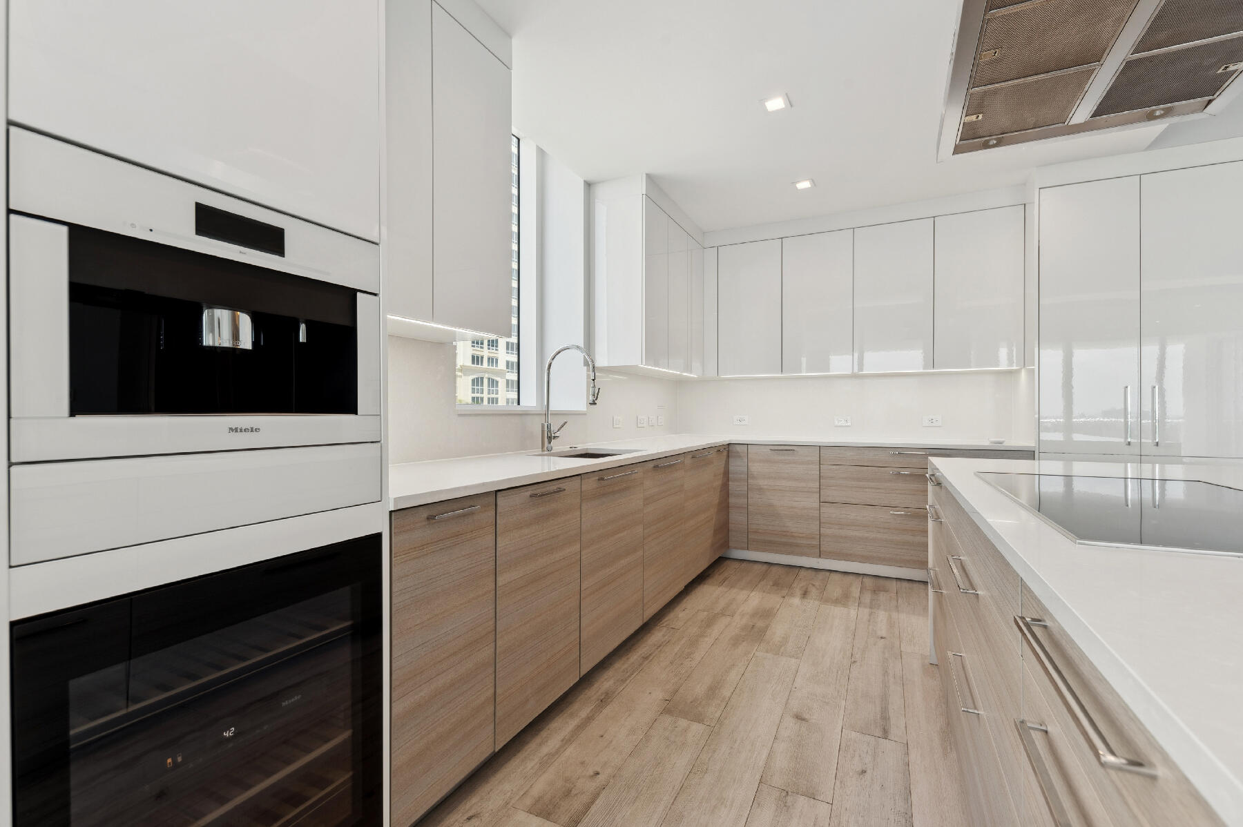 3730 N Ocean Drive 5c