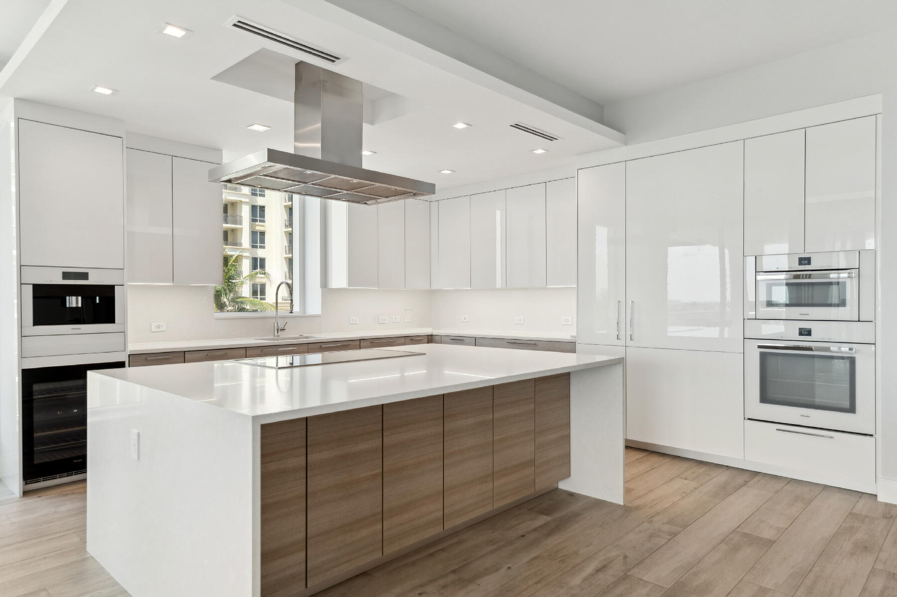 3730 N Ocean Drive 5c