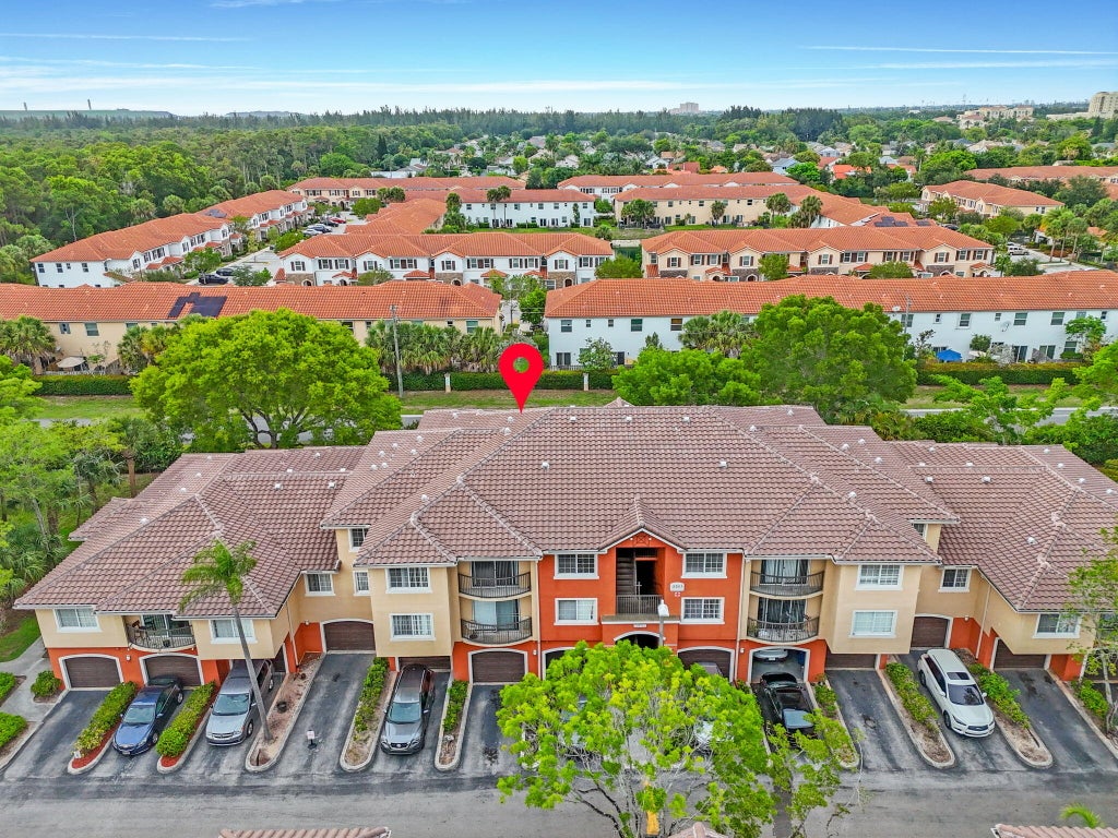 Photo of 4183 N HAVERHILL Road #713, West Palm Beach, FL 33417 (MLS # B26092215)