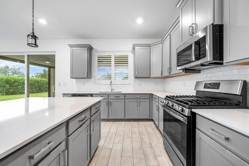 Photo of 1261 Deer Hvn Drive, Loxahatchee, FL 33470 (MLS # B26003133)