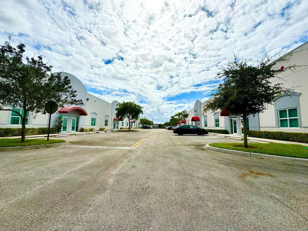 Photo of 4324 NW 120th Avenue #4324, Coral Springs, FL 33065 (MLS # R11162776)