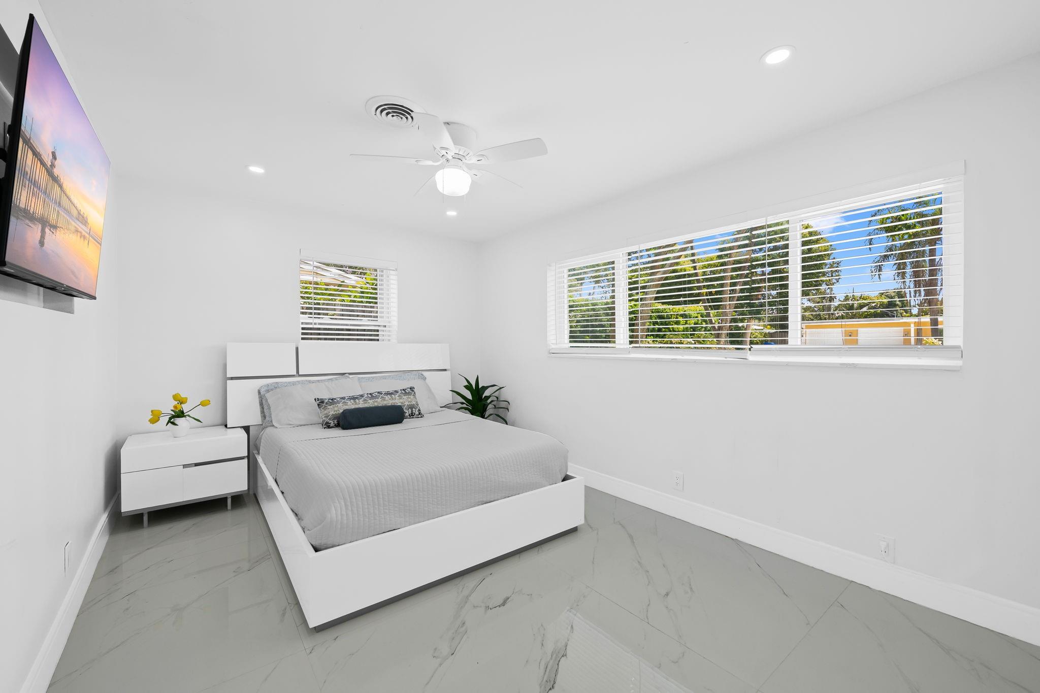 BEACHWAY ESTATES - Residential Lease