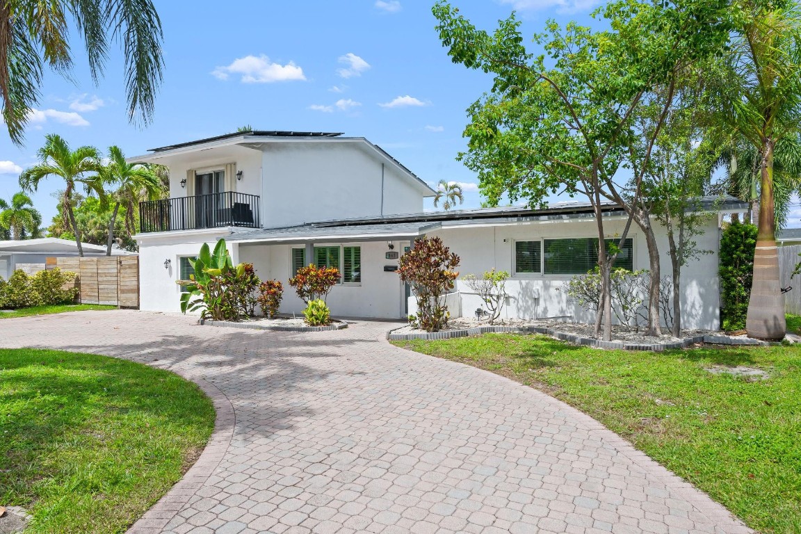 BEACHWAY ESTATES - Residential Lease