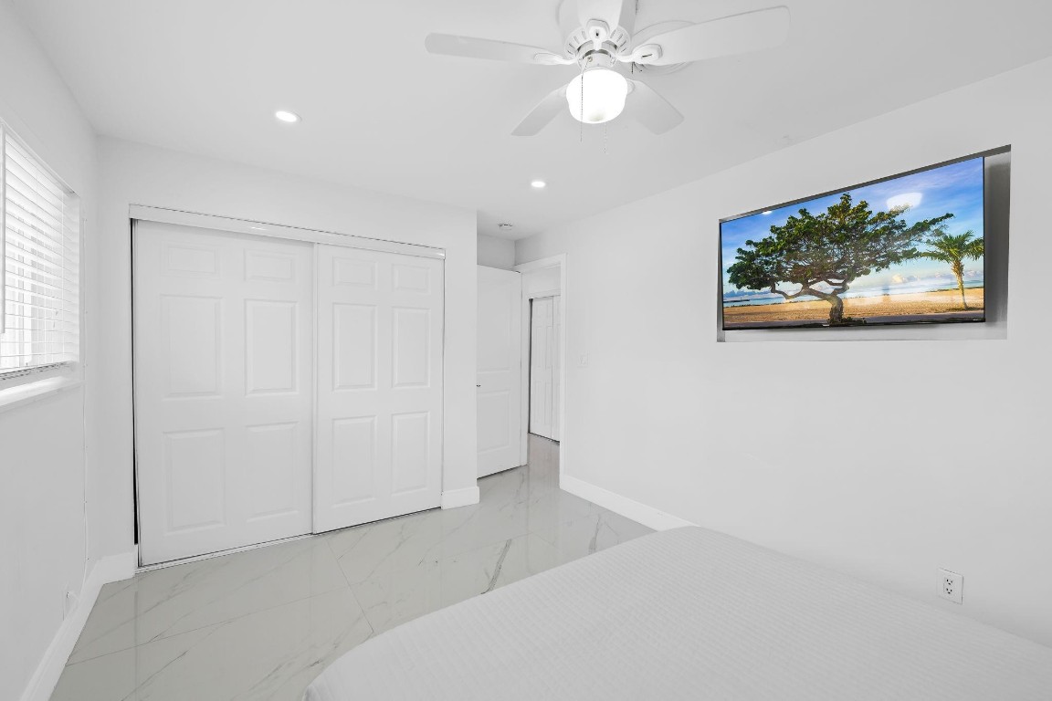 BEACHWAY ESTATES - Residential Lease