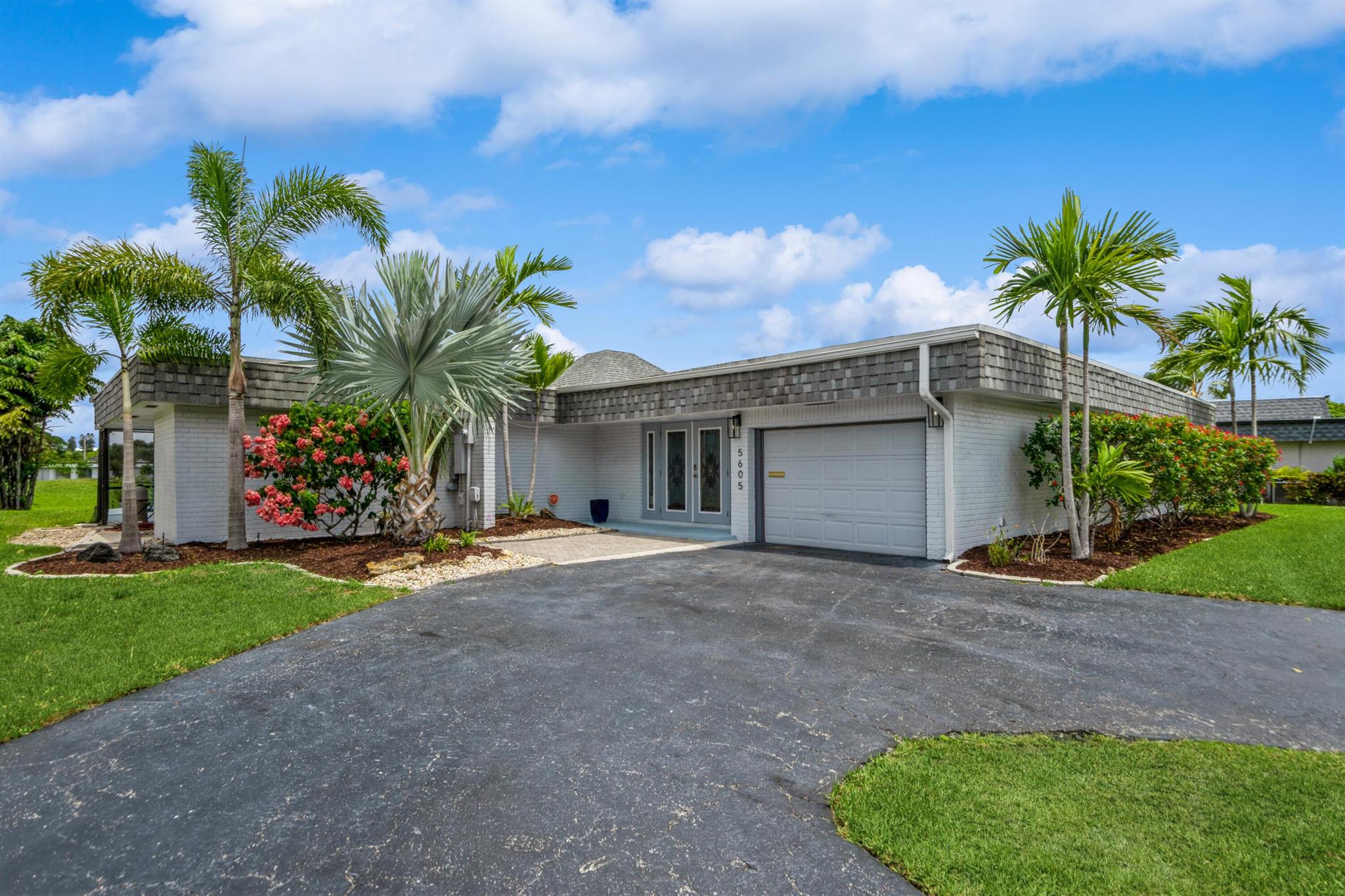 Beautiful spacious 3 bedroom 3 bathrooms home with a pool & Jacuzzi ready for you to call your new home! The house is over 3000 square feet. This is a wired generator home with AC, water heater, and electrical panel, only three years old. The property has a garage & a golf cart garage. Great storage space. Schedule your showing today!