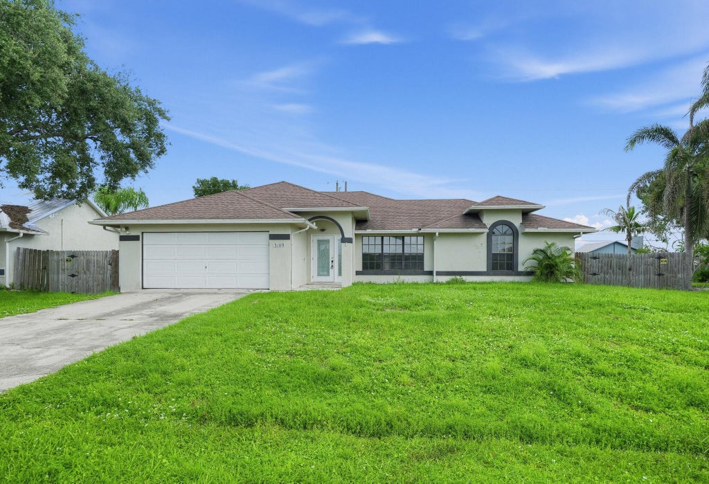 Photo of 3109 SE MALL Terrace, Port Saint Lucie, FL 34984 (MLS # B26075283)