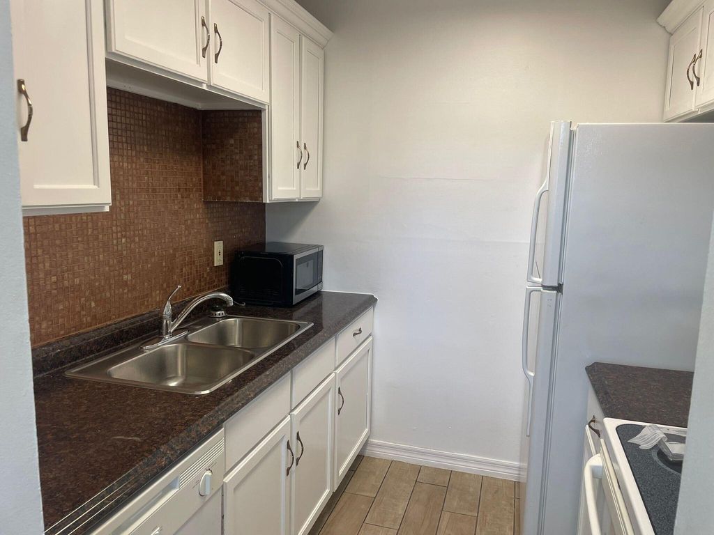 Photo of 305 E Ocean Avenue #106, Boynton Beach, FL 33435 (MLS # R11006528)