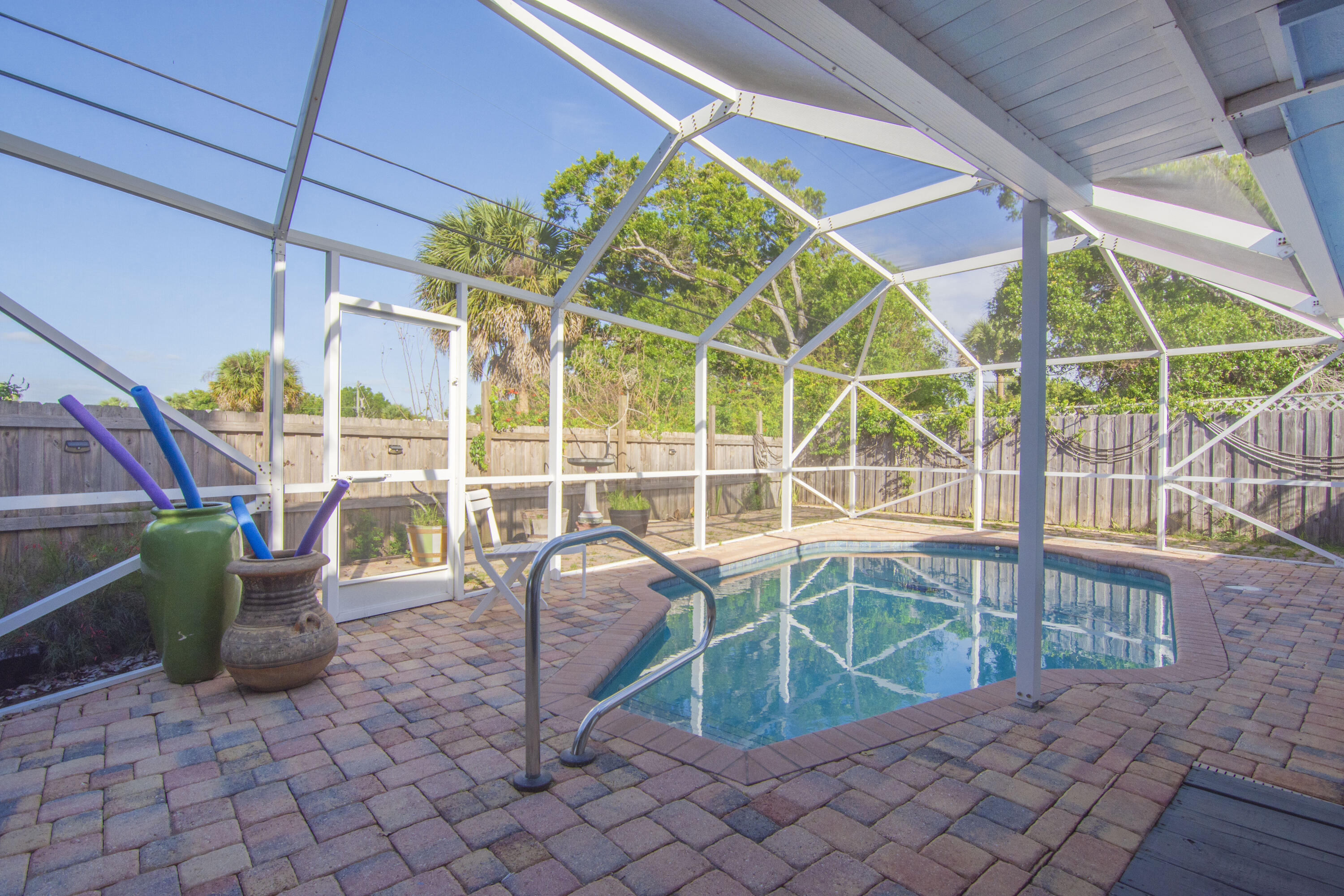 1545 Highland Avenue