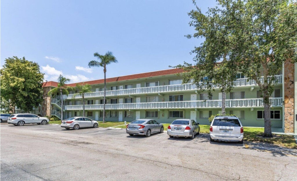 Photo of 3100 Springdale Boulevard #307, Palm Springs, FL 33461 (MLS # B26078971)