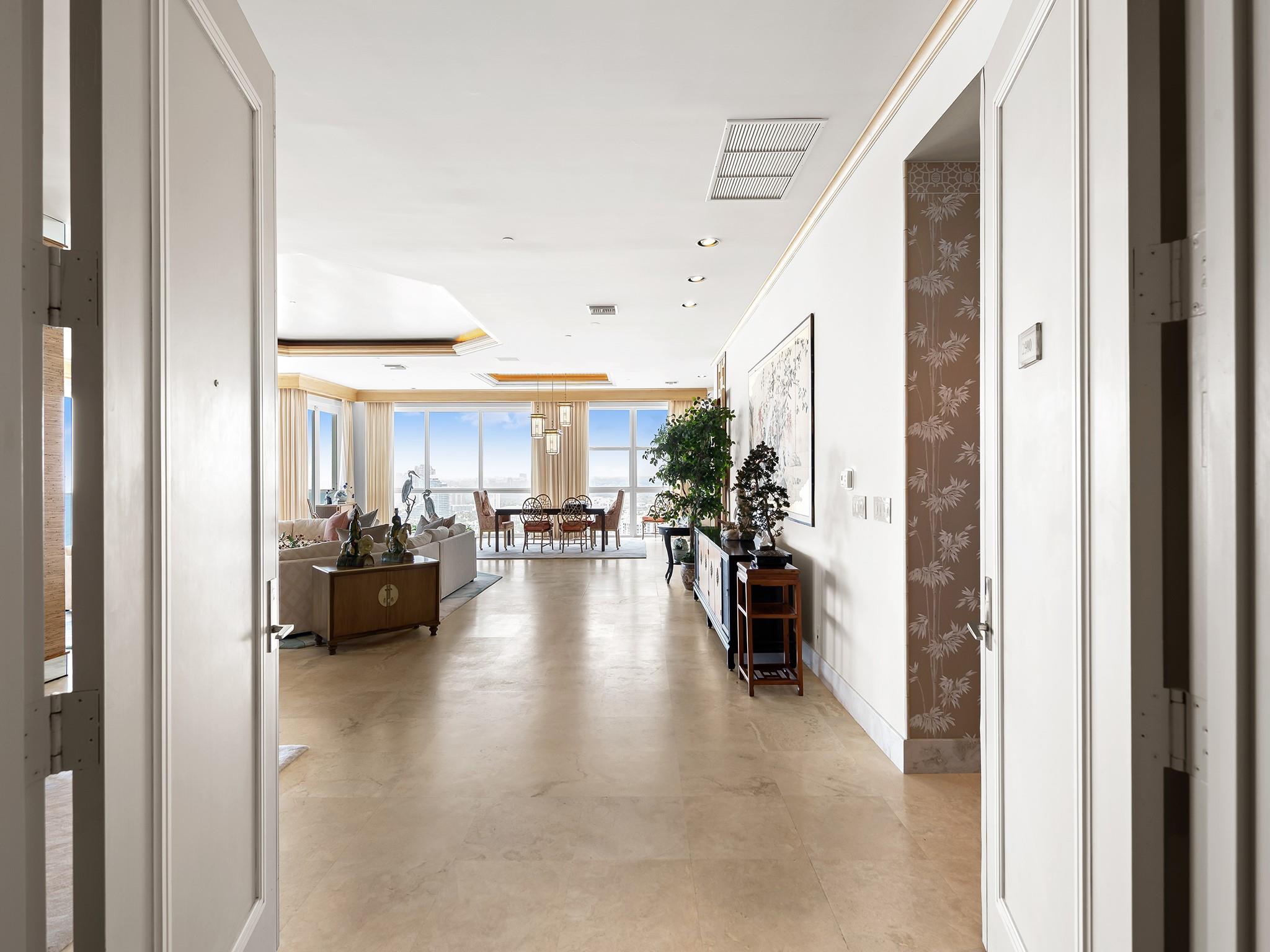 L'Hermitage - Residential