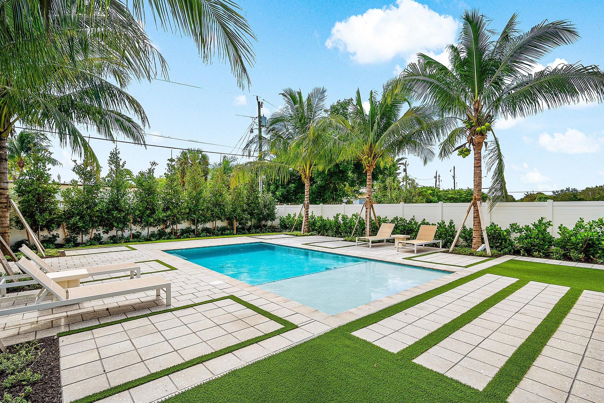La Hacienda Delray - Residential