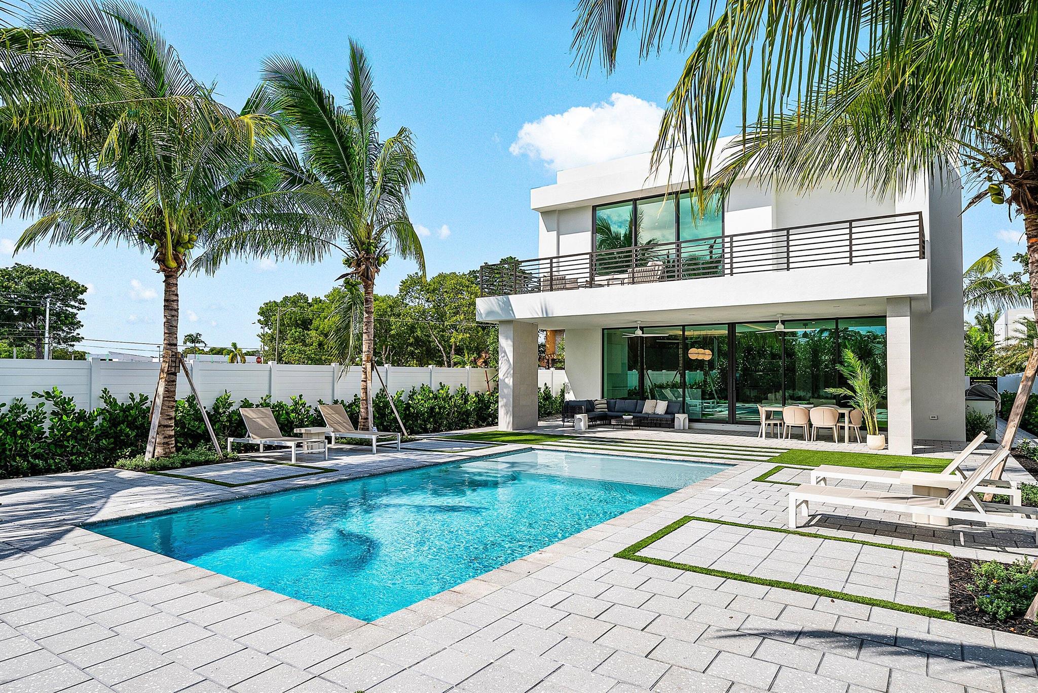 La Hacienda Delray - Residential