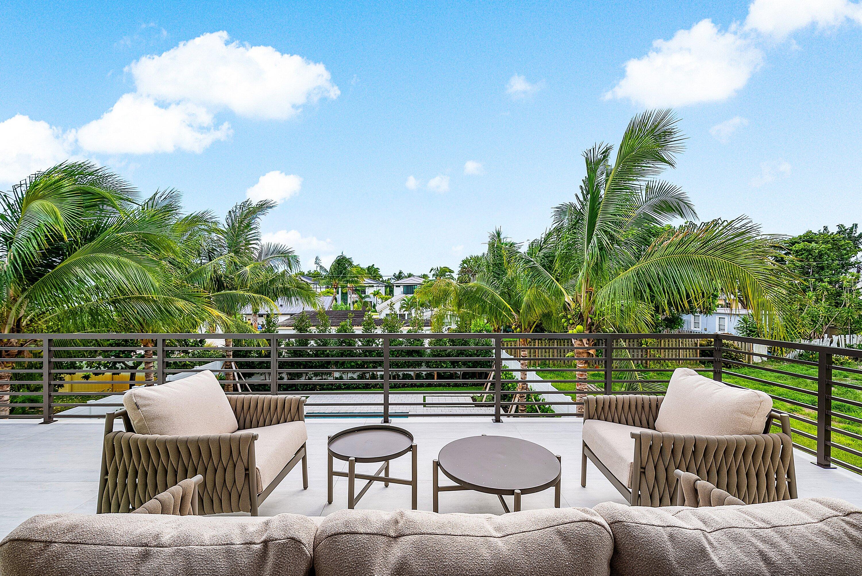 La Hacienda Delray - Residential