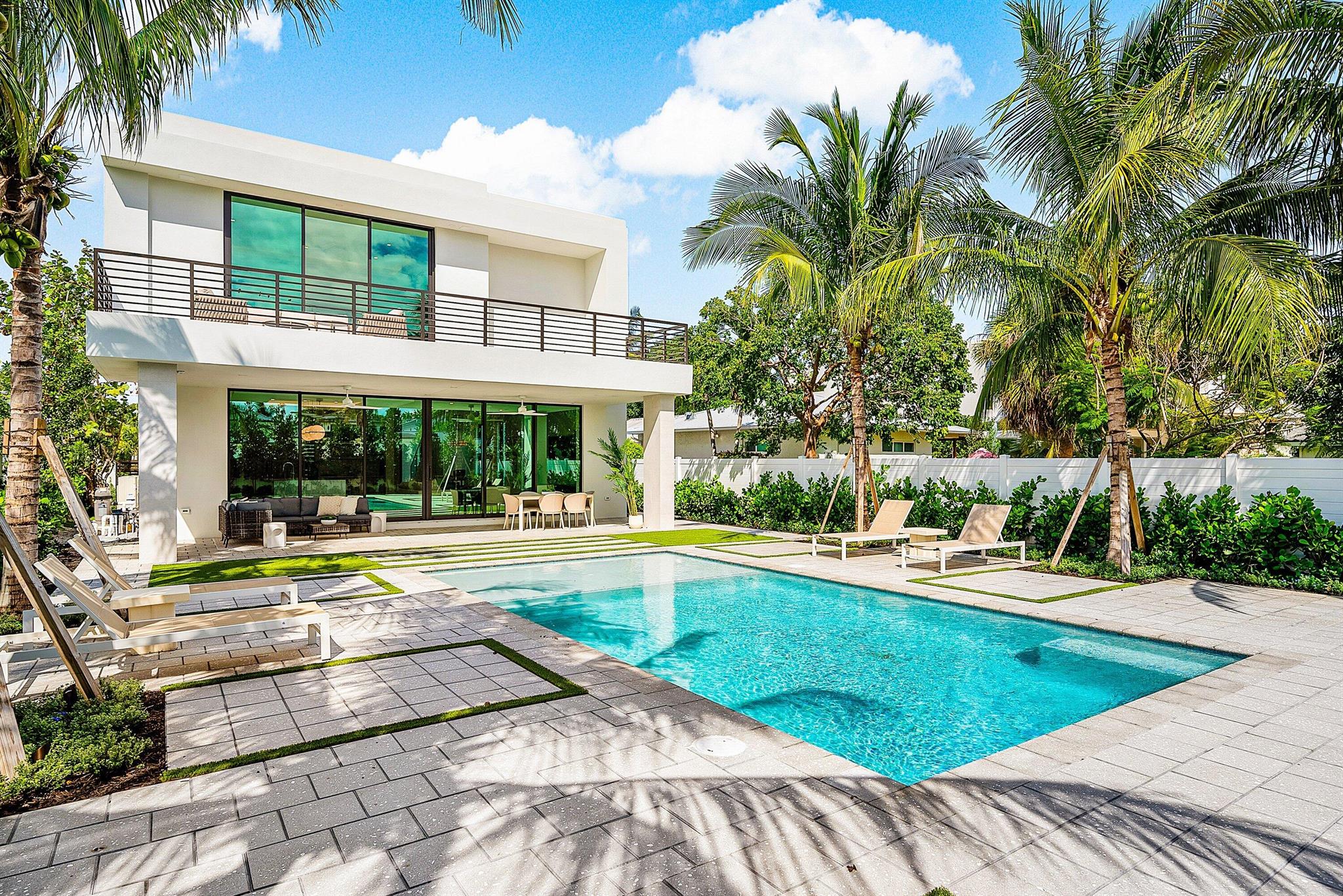 La Hacienda Delray - Residential