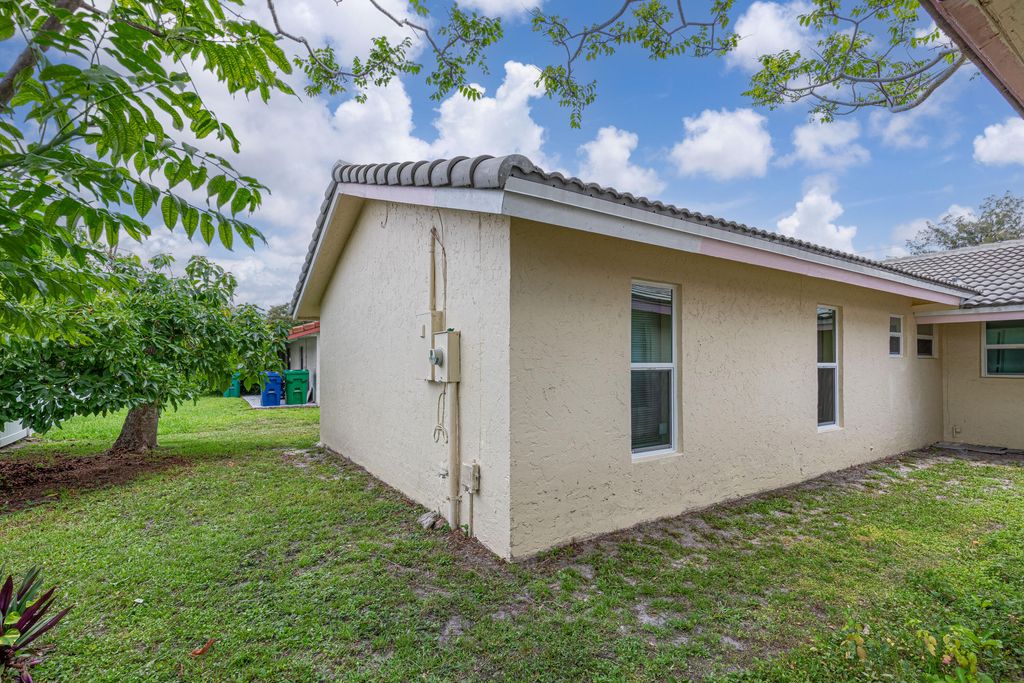 Photo of 3912 NW 110th Avenue, Coral Springs, FL 33065 (MLS # B26028178)