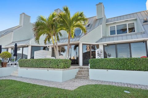 A home in Tequesta