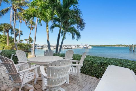 A home in Tequesta