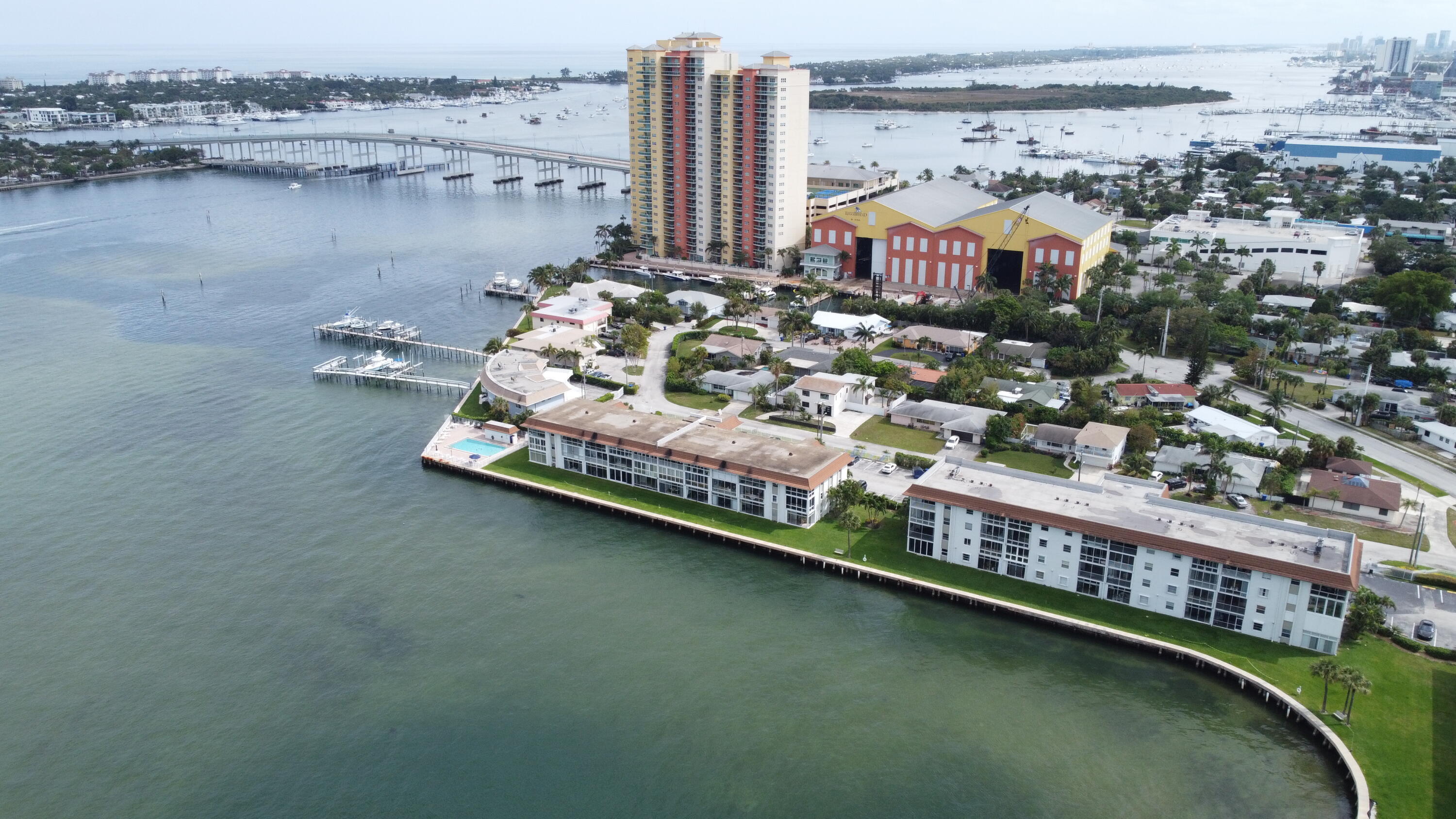 Dolphin Point aka Wilshire Condos - Residential