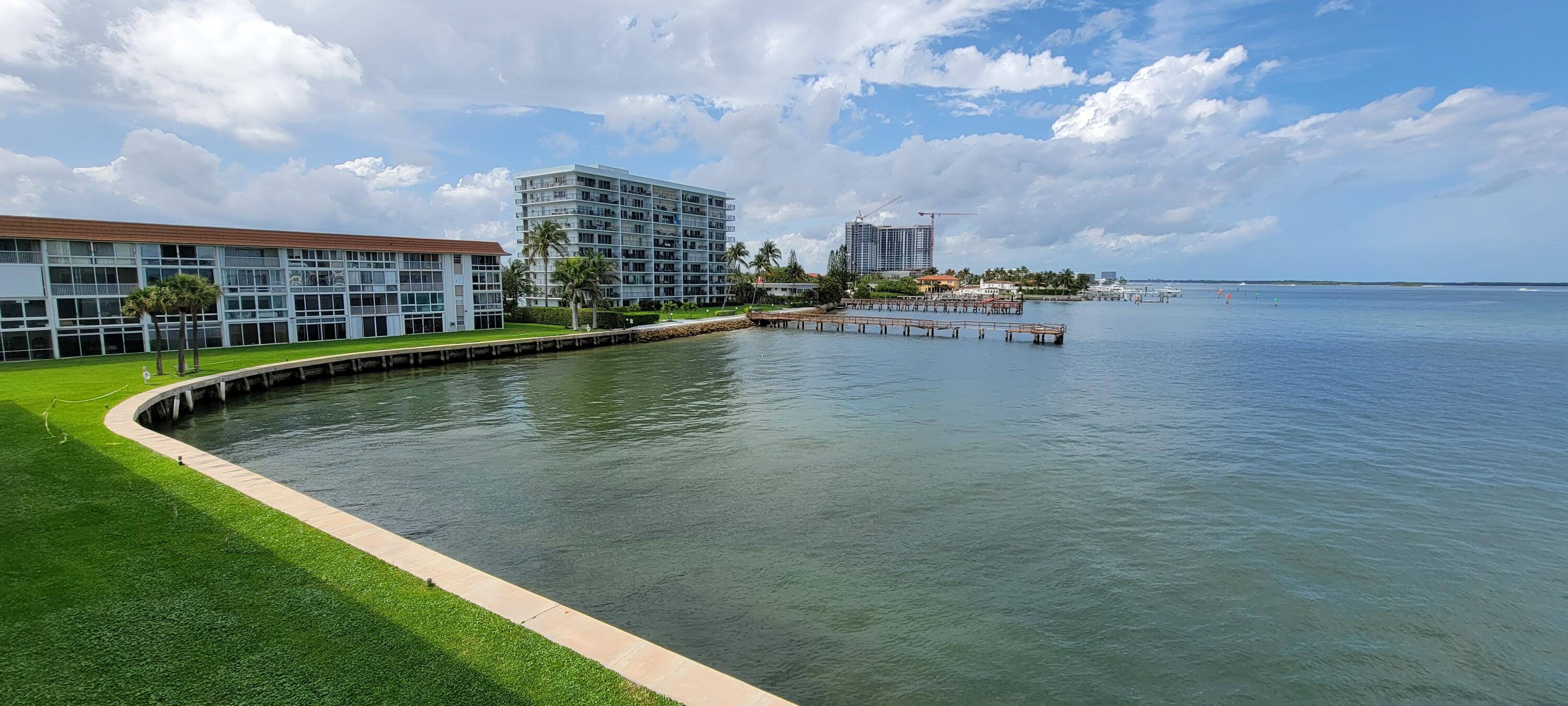 Dolphin Point aka Wilshire Condos - Residential
