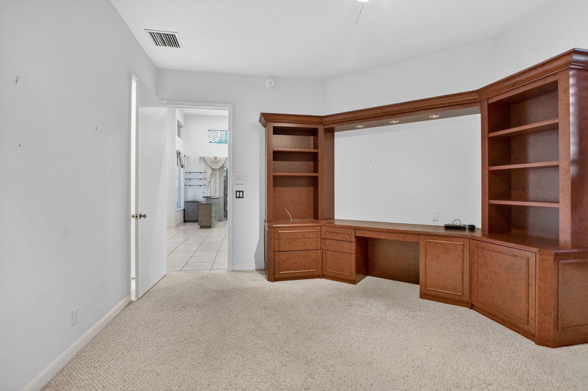 BAY POINTE - Residential