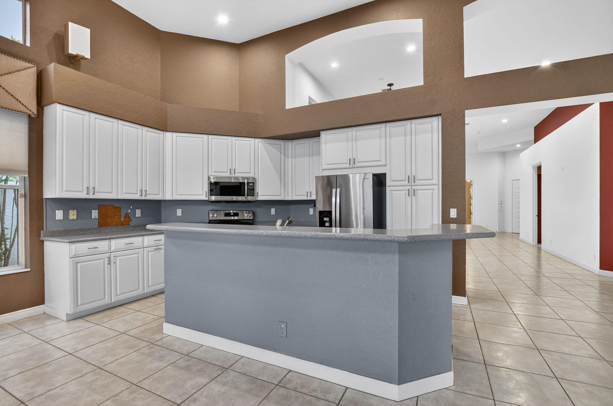 BAY POINTE - Residential