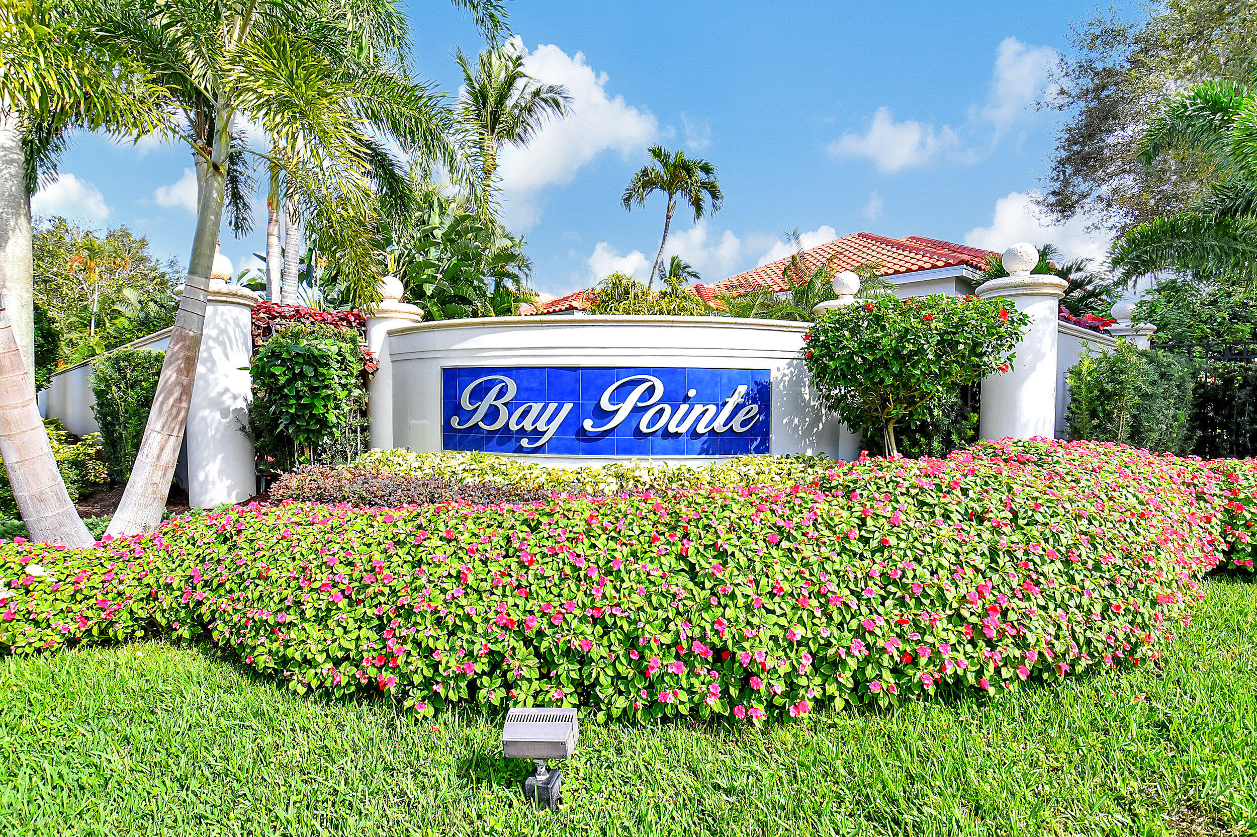 BAY POINTE - Residential