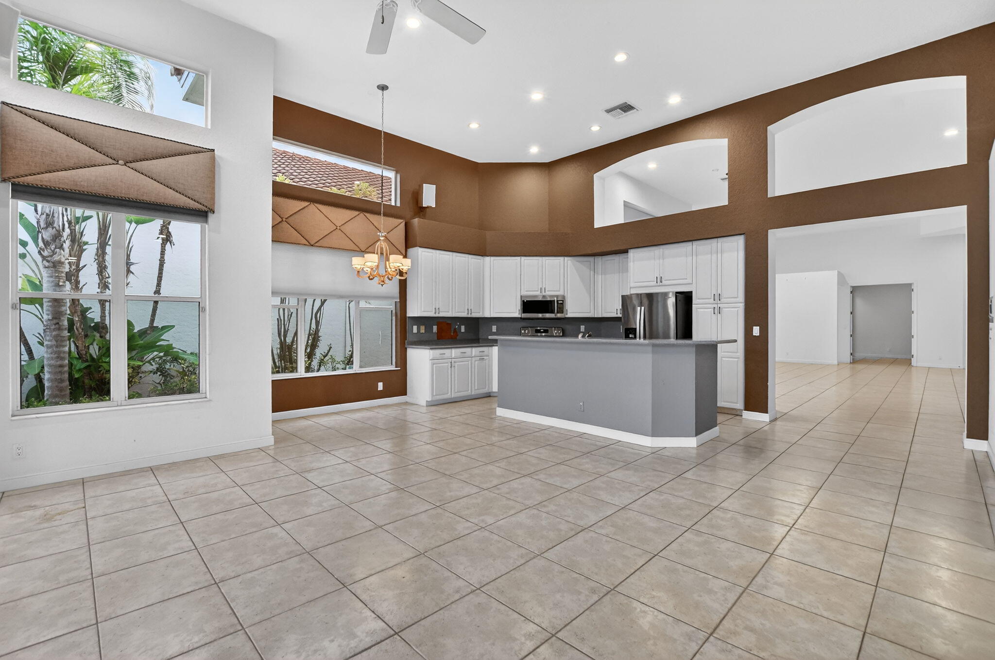 BAY POINTE - Residential