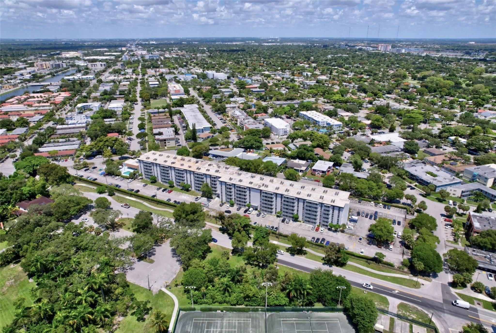 WOODSIDE APTS CONDO - Residential