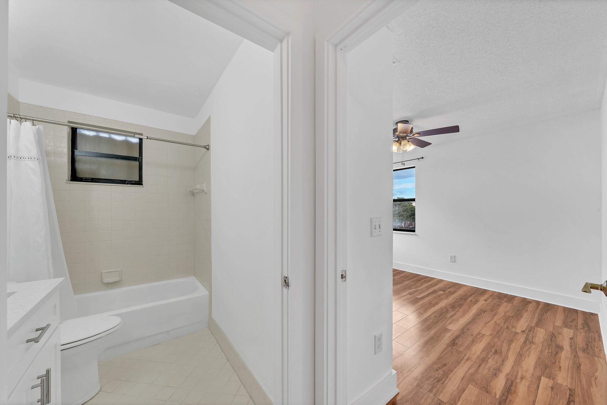 BAYVIEW VILLAGE B CONDO - Residential