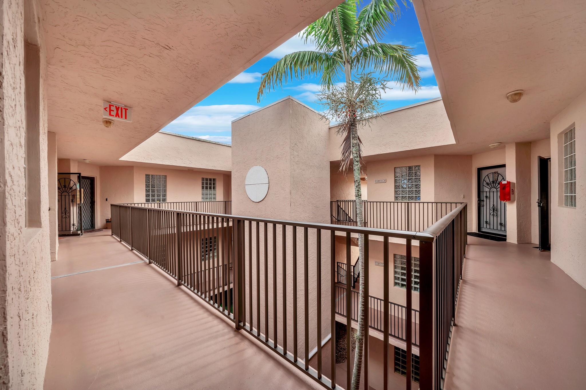 BAYVIEW VILLAGE B CONDO - Residential