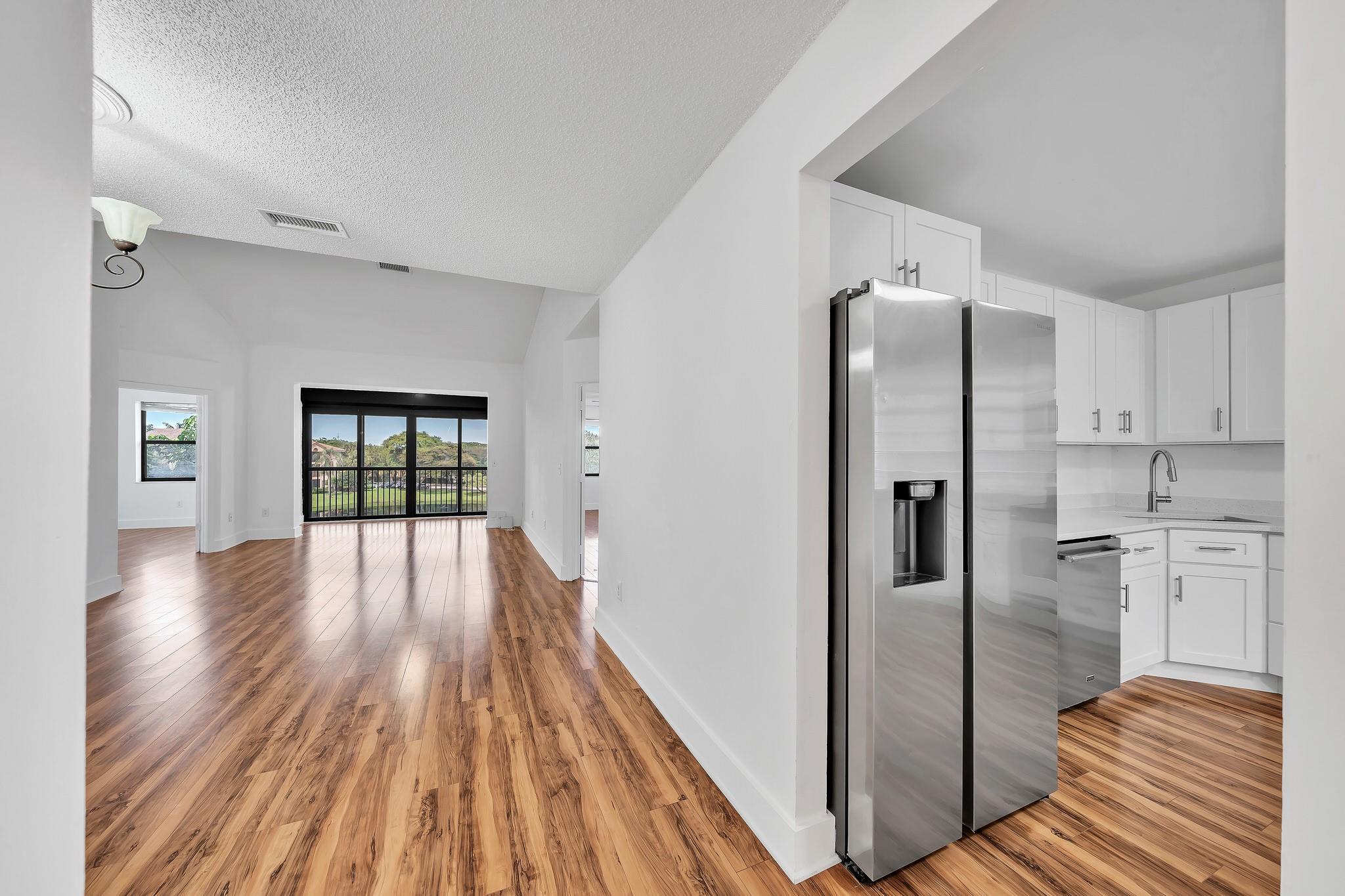 BAYVIEW VILLAGE B CONDO - Residential