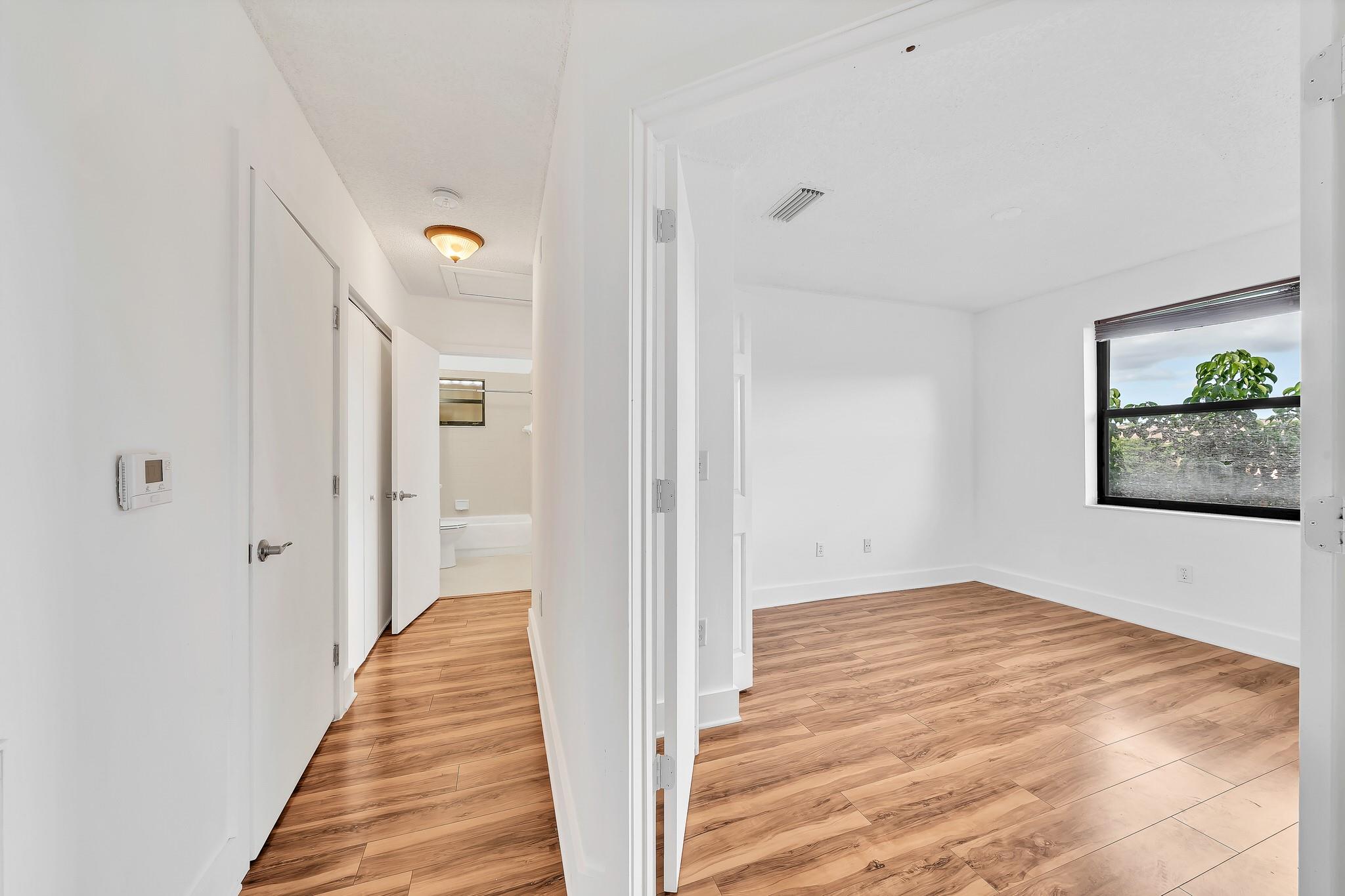 BAYVIEW VILLAGE B CONDO - Residential