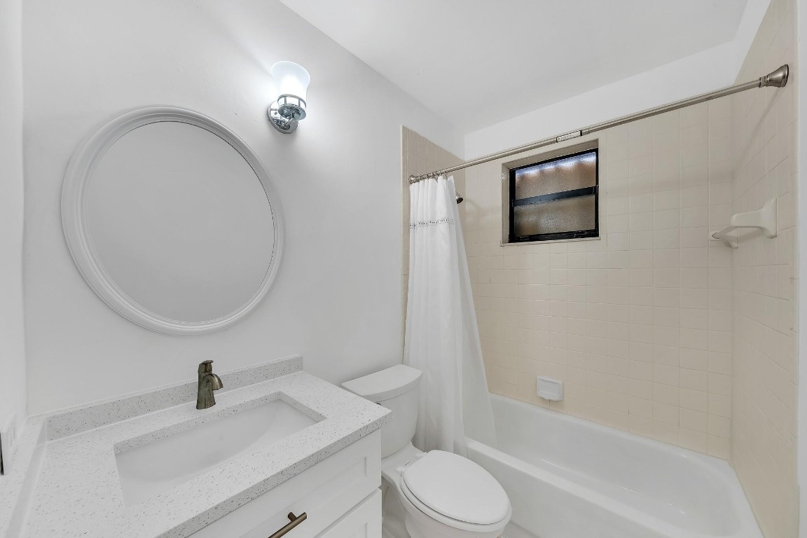 BAYVIEW VILLAGE B CONDO - Residential