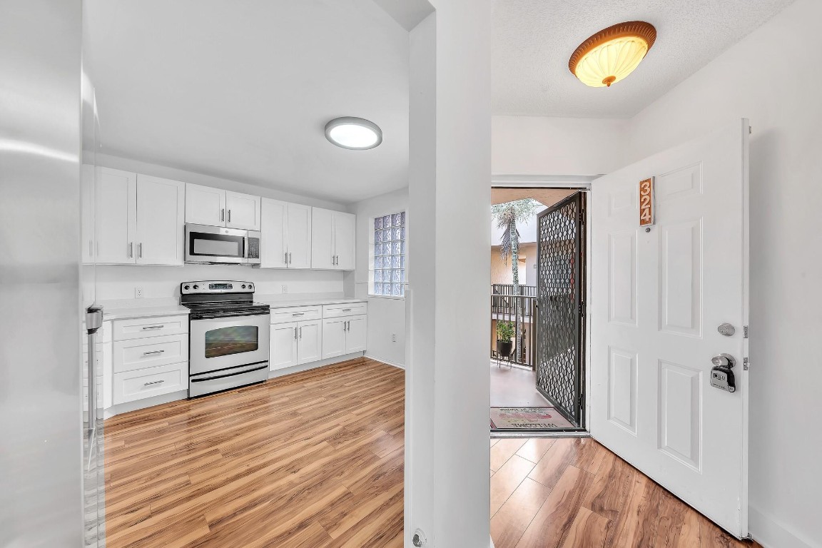 BAYVIEW VILLAGE B CONDO - Residential