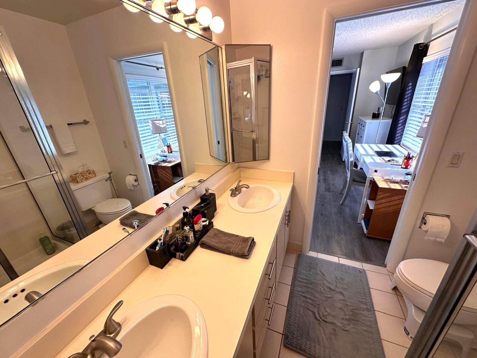 STAMFORD AT THE VILLAGES OF PALM BEACH L - Residential Lease