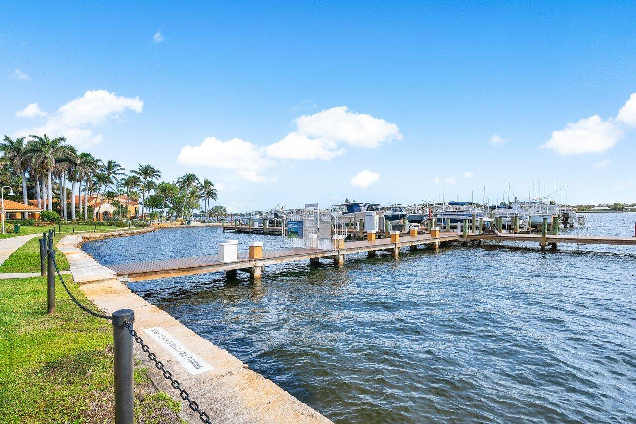 YACHT CLUB ON THE INTRACO - Residential Lease