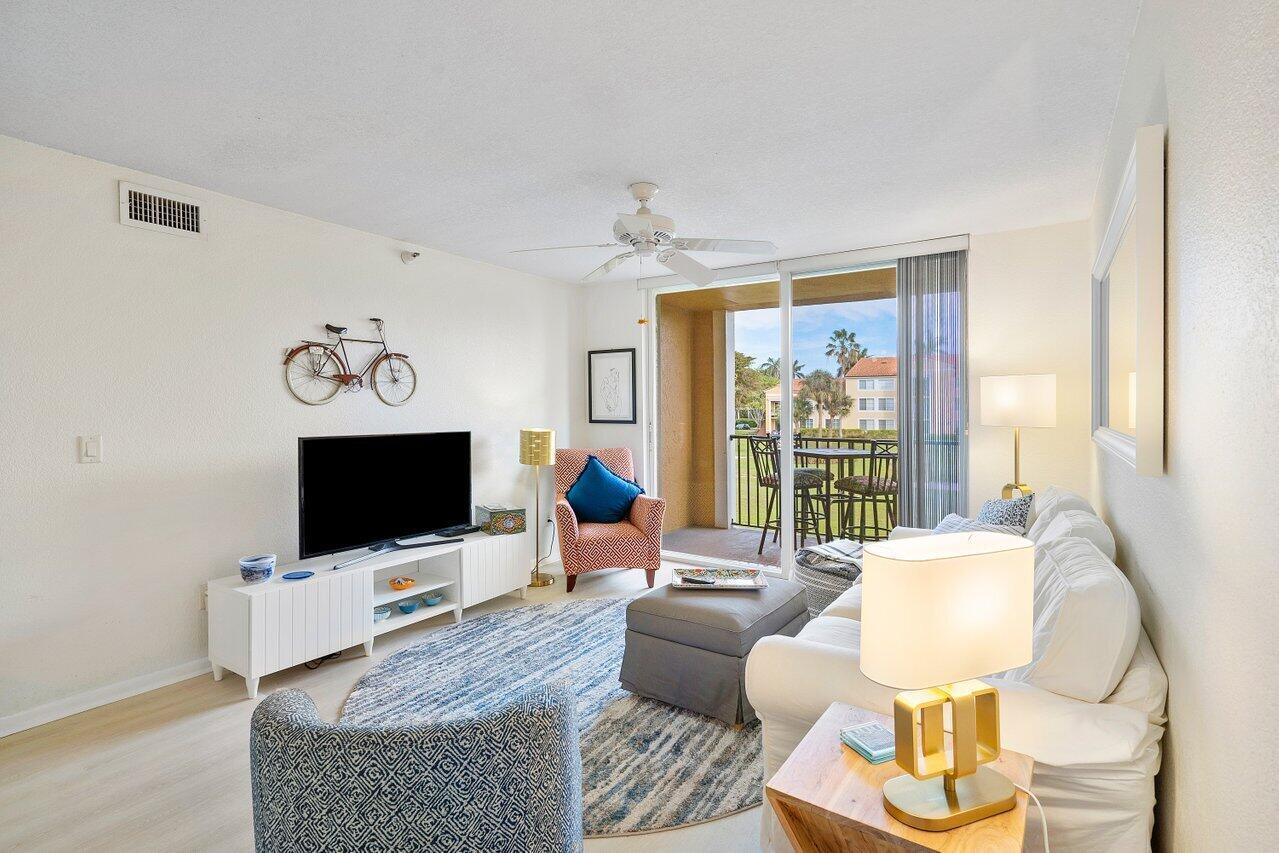 YACHT CLUB ON THE INTRACO - Residential Lease