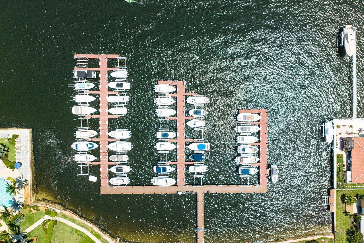 YACHT CLUB ON THE INTRACO - Residential Lease