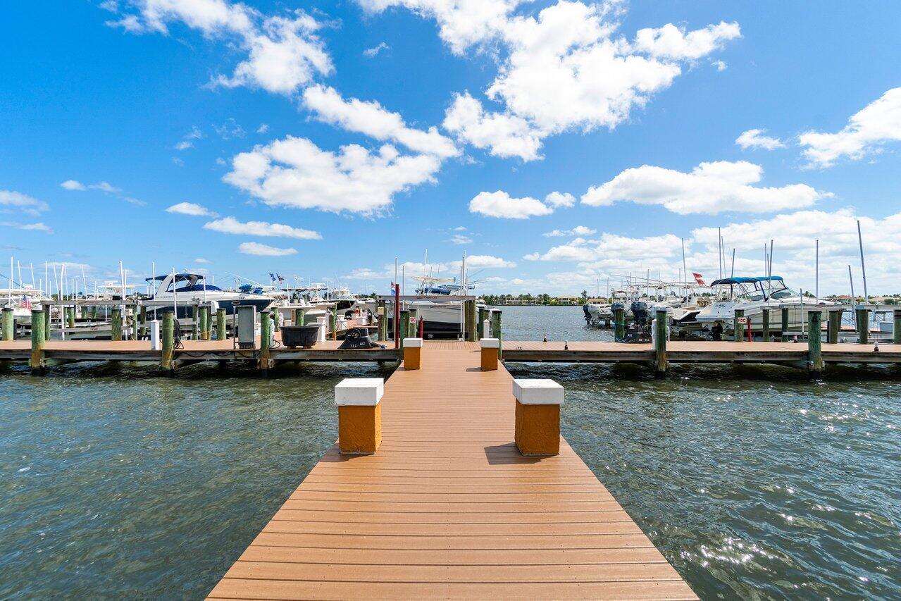 YACHT CLUB ON THE INTRACO - Residential Lease